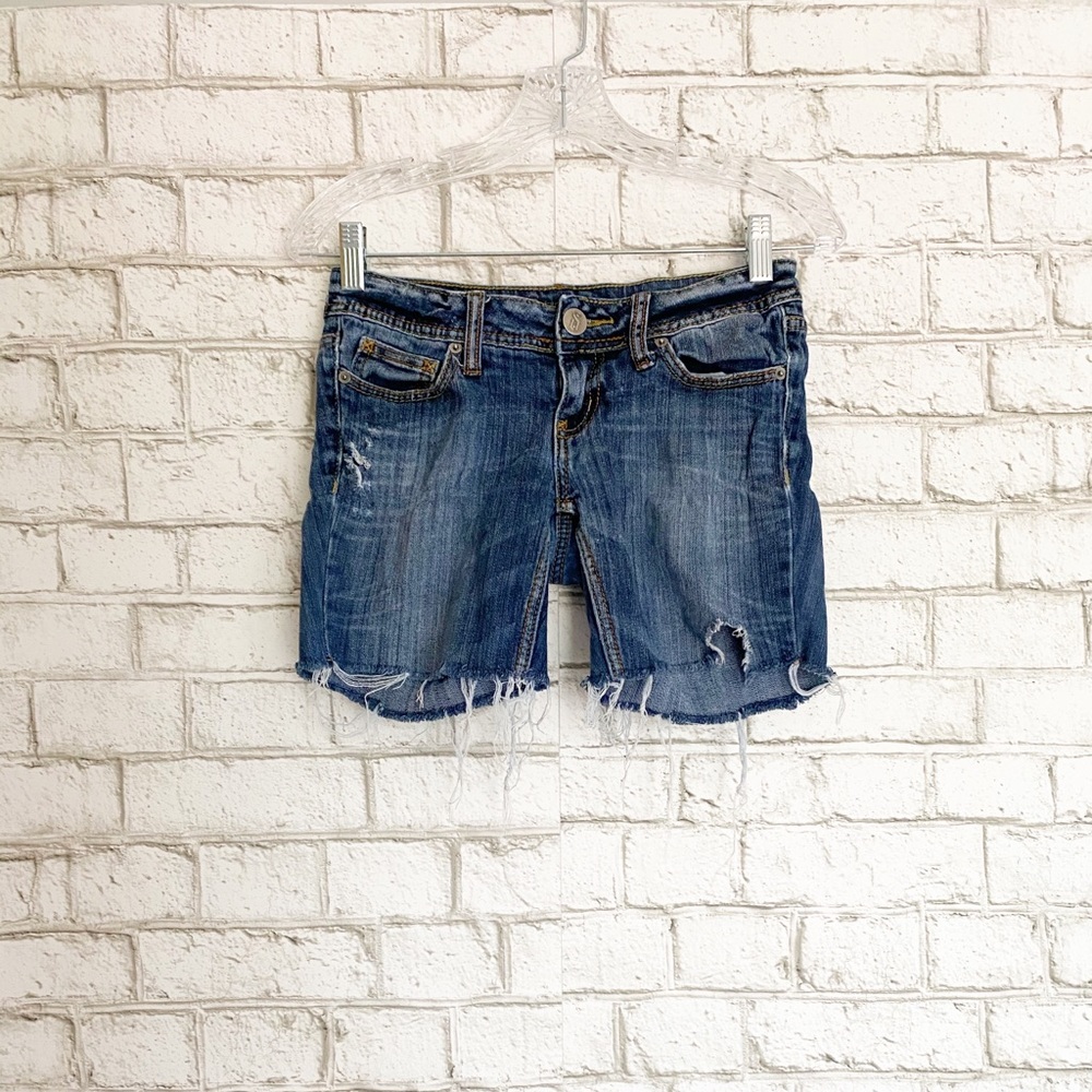 Decree Super Skinny Distressed Shorts Size 3 - Picture 1 of 6